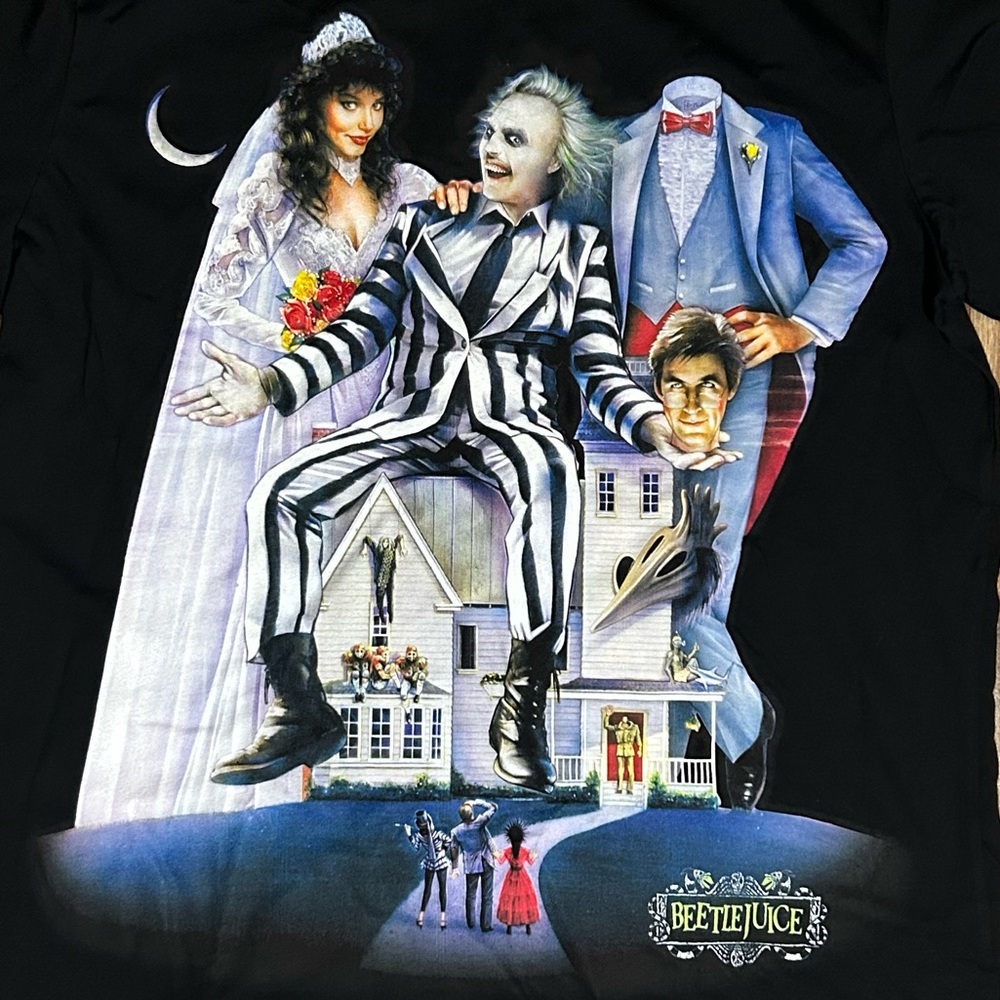 Beetlejuice Shoe Palace Movie T-Shirt - Picture 2 of 5